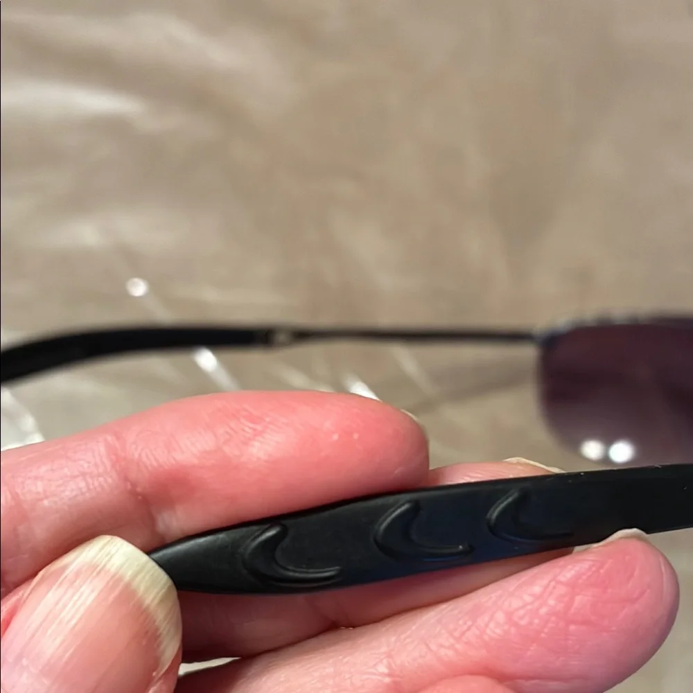 Men’s Stylish Black and Purple Sunglasses